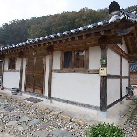Chalbanggong Jongtaek Hotel Cheongsong Exterior photo