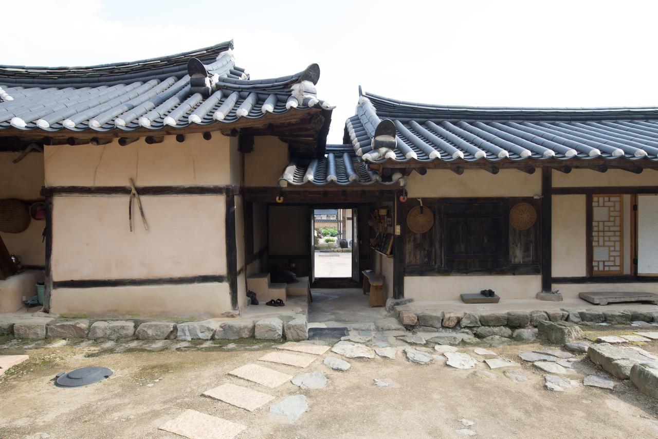 Chalbanggong Jongtaek Hotel Cheongsong Exterior photo